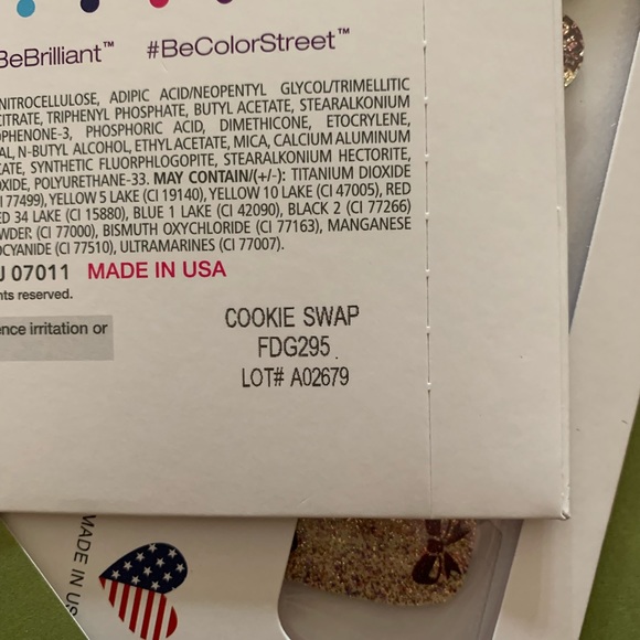 Retired Color Street shade. Holiday design. - Picture 2 of 2